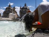 'OVO JE NEVIĐENO!': Rekordne vrućine širom Evrope, zatvorene škole, temperature i do 46°C... (FOTO)