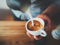 OVO MNOGI NE ZNAJU, A STRUČNJAK UPOZORAVA: 'Najgora je kafa s mlijekom, evi zašto...!'