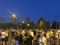 NAPETO U BEOGRADU I NOVOM SADU: Studenti blokirali sve ključne saobraćajnice, protesti se nastavljaju... (VIDEO)
