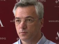 DODIKOV 'STRUČNJAK' OGNJEN TADIĆ IZNIO SULUDU TVRDNJU: 'Žele trajno staviti u potčinjen položaj Srbe i Hrvate'