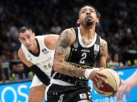 U PREPUNOJ BEOGRADSKI ARENI SAVLADALI DUBAI: Partizan u finalu ABA lige