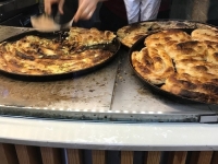 PITA KAO NEKAD JANJETINA: Kilogram bureka na Baščaršiji sada 28 KM?
