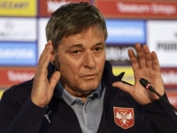 PIKSI U TIRANI IZGUBIO ŽIVCE ZBOG PITANJA O OTKAZU: 'Malo nisi normalan…' (VIDEO)