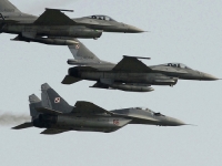 RAZORNI NAPAD RUSKIH AGRESORA NA UKRAJINU: Poljska podigla borbene avione, zračne uzbune širom zemlje...