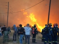 VANREDNO STANJE U GRČKOJ: Pojačanje je poslano iz Atine, Soluna i sa ostrva Lezbos, a policijske snage Hiosa...