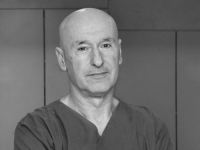 TUŽNA VIJEST IZ SARAJEVA: Napustio nas je prof. dr. Emir Solaković, veliki čovjek i vrsni hirurg