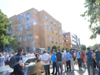 VELIKI PROTEST ISPRED BANJALUČKOG TUŽILAŠTVA: Okupljeni traže puštanje Miličevića, podršku lideru SDS-a dali i Jelena Trivić, Stanivuković... (VIDEO)