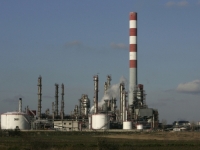 IZDATE SPECIJALNE LICENCE: SAD ponovo odložile sankcije Naftnoj industriji Srbije