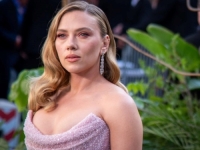 SPEKTAKULARNO MODNO RJEŠENJE: Scarlett Johansson u haljini kojoj već laskaju da je najljepši modni odabir ljeta (FOTO)