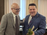 DOK MU SE STRANKA RASPADA: Stevandić u Banjaluci dočekao bivšeg premijera Srbije