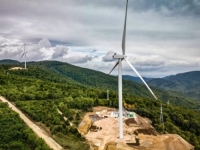 ODOBREN PROJEKAT OD 200 MILIONA KM: Obuhvata izgradnju 15 vjetroagregata nazivne jedinične snage do 7 MW pri čemu je...