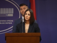 POSLANICI PDP-a O NEMARU NSRS I VLADE RS-a: 'Donose zakone koje se tiču političkih partija bez učešća političkih partija, zakone o privrednicima bez...