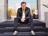 GLUMAC ŽIVI DRUGU MLADOST: Žarko Radić viđen s ljepoticom zbog koje se razveo nakon 40 godina braka