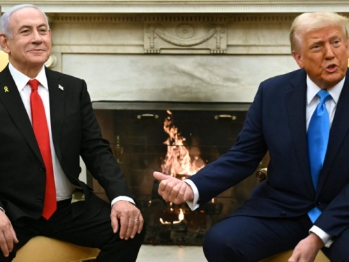 TRUMP OBJAVIO HITNU PORUKU: 'Izrael, nemojte bacati te bombe!'