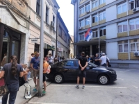 PRITISAK NA SRBIJANSKU VLAST JE VELIKA, A BIT ĆE I VEĆA: Još dvojica Užičana puštena na slobodu, određen im...