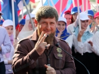 KADIROV SE UMALO UDAVIO NA LJETOVANJU U TURSKOJ: Putinov bliski saradnik hitno prevezen u bolnicu, evo u kakvom je stanju