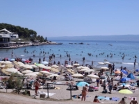 UHAPŠEN MANIJAK (60): Samozadovoljavao se pored kreveta u kom su bili...