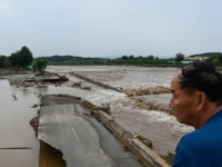 KATASTROFALNE SCENE IZ KINE: Poplave u Pekingu odnijele najmanje 30 života, hiljade ljudi evakuisano (VIDEO)