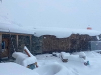 NEVJEROVATNI PRIZORI: U austrijskim Alpama palo 80 cm snijega