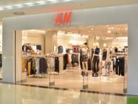 IZNENAĐENJA ZA PRVIH 1.000 KUPACA: Sarajevo danas dobija prvu H&M prodavnicu