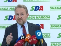 'KO JE OD KADROVA TROJKE BIO POSREDNIK U PREGOVORIMA?': SDA ima niz pitanja o 'slučaju Dodik'