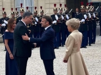 'SIMBOL BORBE ZA SLOBODU': Denis Bećirović čestitao Macronu Nacionalni praznik Republike Francuske