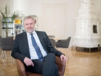 OTKRIVENO DA JE GODINAMA ANONIMNO VODIO BLOG EKSPLICITNOG SADRŽAJA: Predstavnik Austrije pri EU podnio ostavku