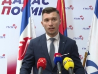 POSLANIK PDP-a U NEVJERICI: 'SNSD zadužuje Republiku Srpsku 30 puta brže nego...'