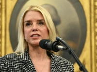 TRUMPOVA TUŽITELJICA ŠOKIRALA SVE: FBI pregledava hiljade snimaka koji bi mogli srušiti moćnike