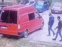 LOPOVI U AKCIJI U SARAJEVSKOM NASELJU: Pogledajte pokušaj krađe vozila (VIDEO)