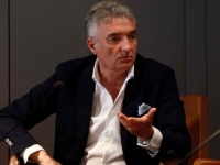 KOMENTAR MIODRAGA VLAHOVIĆA: Crna Gora danas gubi vrijeme u praznom hodu!