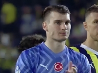 PLATILI GA SEDAM MILIONA EURA: Jose Mourinho zbog jedne stvari tjera hrvatskog golmana iz Fenerbahčea