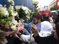 UOČI 11. JULA: Tužna kolona sa žrtvama genocida ispraćena iz Sarajeva (FOTO/VIDEO)