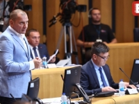 'SB' NA HITNOJ SJEDNICI: Burno na Domu naroda i obraćanje Zlatka Miletića (FOTO+VIDEO)