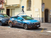 GOOGLEOVA KAMERA 'UHVATLA' GOLOG ČOVJEKA, SNIMAK PRIKAZAN NA TV-U I INTERNETU: Sad mora da plati kaznu