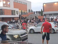 HAOS I STAMPEDO U BEOGRADU NAKON JURIŠA POLICIJE: 'Bijete narod za male pare, štitite lopove' (VIDEO)