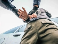 POLICIJI TREBALO SEDAM DANA DA GA UHAPSE IAKO SU ZNALI KO JE: Pao osumnjičeni za pucnjavu na automobil u Neumu