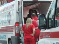 TRAGEDIJA U SUSJEDSTVU: Beba (1) pala sa dva metra visine, zadobila teške tjelesne povrede