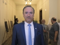 POTRESNO SJEĆANJE LJEKARA KOJI JE PREŽIVIO GENOCID: 'Nisu željeli da iko preživi, na svakom metru su bile bombe, otrovi, napadi...'