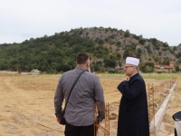 GRUBA PORUKA BOŠNJACIMA STOCA: Uklonjena tabla sa gradilišta harema, poništena dozvola, ali otpora neće biti