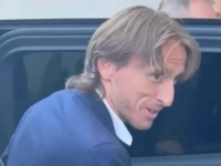 VEĆ JE IZABRAO BROJ: Modrić stigao u Milano (VIDEO)