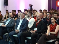 KOMŠIĆ NA OTVARANJU EEML LJETNE ŠKOLE U SARAJEVU: Ovakvi događaji oblikuju nove generacije lidera i stručnjaka (FOTO)