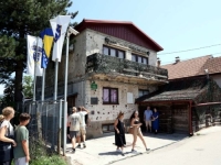 SIMBOL OTPORA OPKOLJENOG GRADA: Prije 32 godine prokopan sarajevski Tunel spasa, jedini način povezivanja sa svijetom...