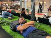 DRAMA U MOSKVI: Hiljade ljudi zapelo na aerodromu, spavaju na podu...