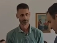 SVOJIM PRIMJEROM RUŠI PREDRASUDE: Musliman iz Hercegovine besplatno gradi pravoslavne crkve, dobio Vidovdansku povelju (VIDEO)