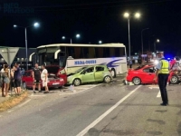 TEŠKA NESREĆA U KRAJINI: Učestvovali autobus i tri putnička vozila, više povrijeđenih...