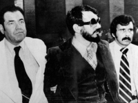 DOK SU GA PRIVODILI, IZGOVORIO JE JEZIVE RIJEČI: Šta je američka CIA napisala u tajnom izvještaju o teroristi kojem je sinoć počast odao Marko Perković Thompson!?