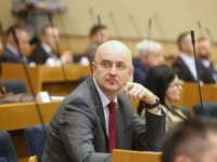 POLITIČKA MISTERIJA U REPUBLICI SRPSKOJ: 'Mazalice, ko te nazvao da ekspresno odustaneš od zakona?'