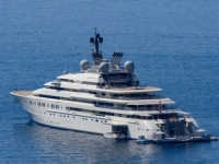 SVI GLEDAJU U NJU: Superjahta 'Opera' šeika iz Abu Dhabija ponovo u Dubrovniku