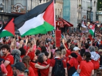 SOLIDARNOST U FRANCUSKOJ: U Parizu održan marš 'Crvena linija za Gazu', demonstranti mahali  palestinskim zastavama (VIDEO)